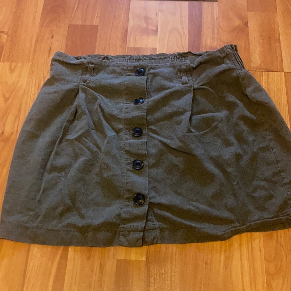 Green skirt